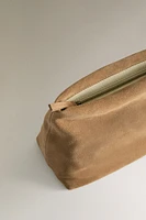 TROUSSE DE TOILETTE CROÛTE DE CUIR FORMAT MOYEN