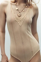 BODY EN MAILLE BRODÉ