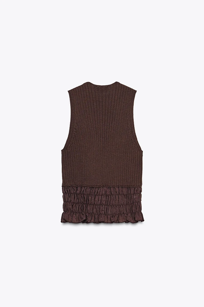 TOP EN MAILLE À VOLANTS