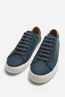 BASIC SNEAKER