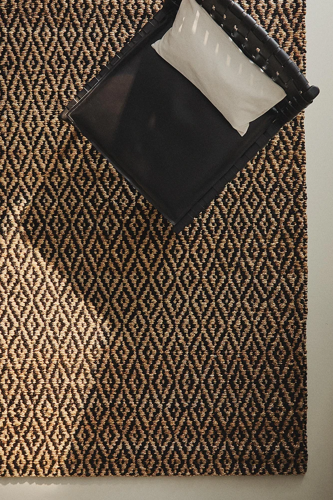 DIAMONDS JUTE AREA RUG