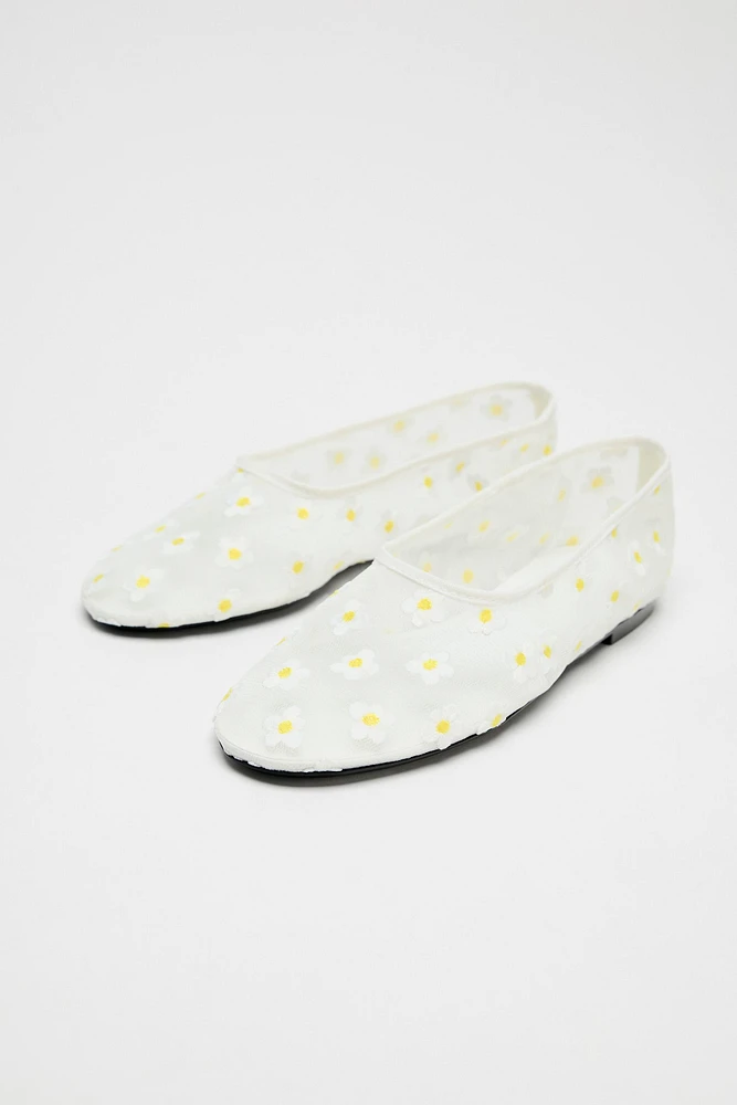 FLORAL MESH BALLET FLATS
