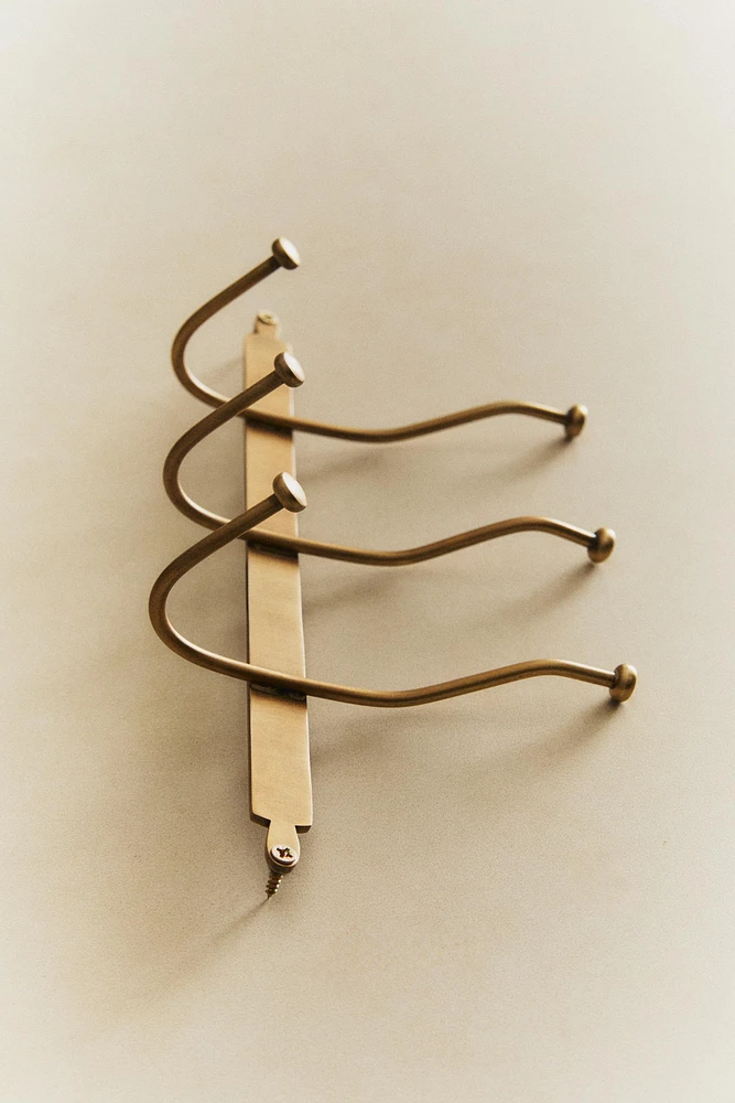 GOLDEN WALL HANGER