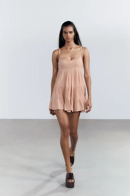 ROBE COURTE EN GAZE ET DENTELLE