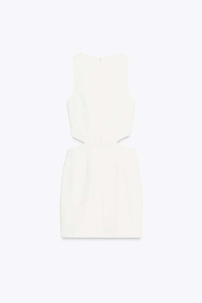ROBE COURTE AJOURÉE