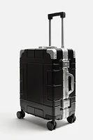 TRAVEL SUITCASE