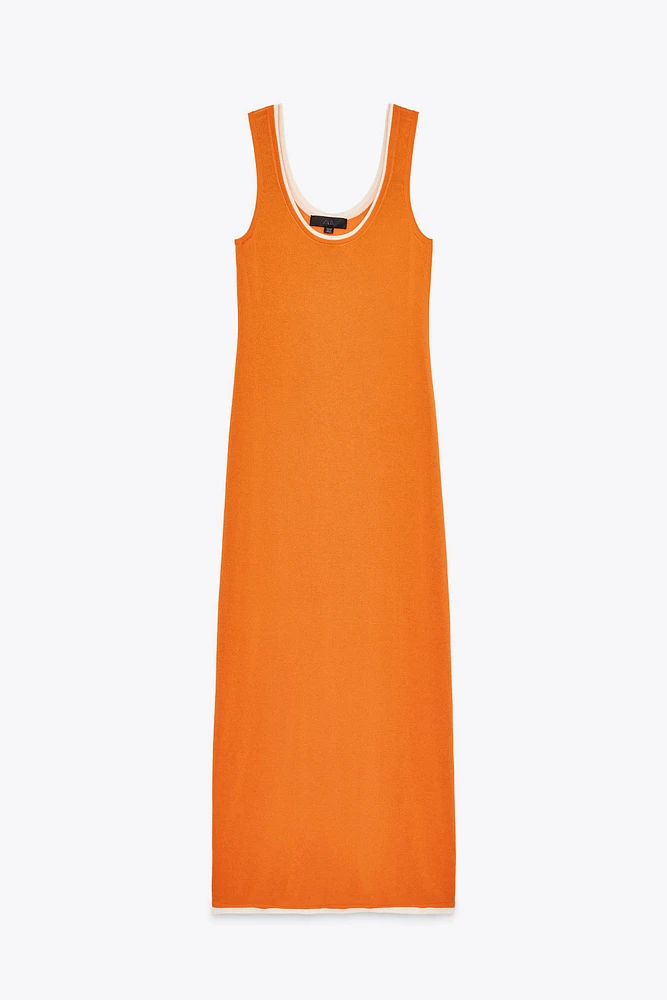 ROBE LONGUE EN MAILLE FINITIONS DOUBLE ÉPAISSEUR