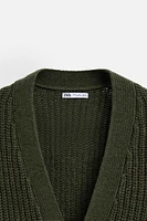 TEXTURED RIBBED CARDIGAN