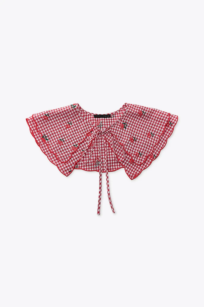 GINGHAM EMBROIDERED COLLAR
