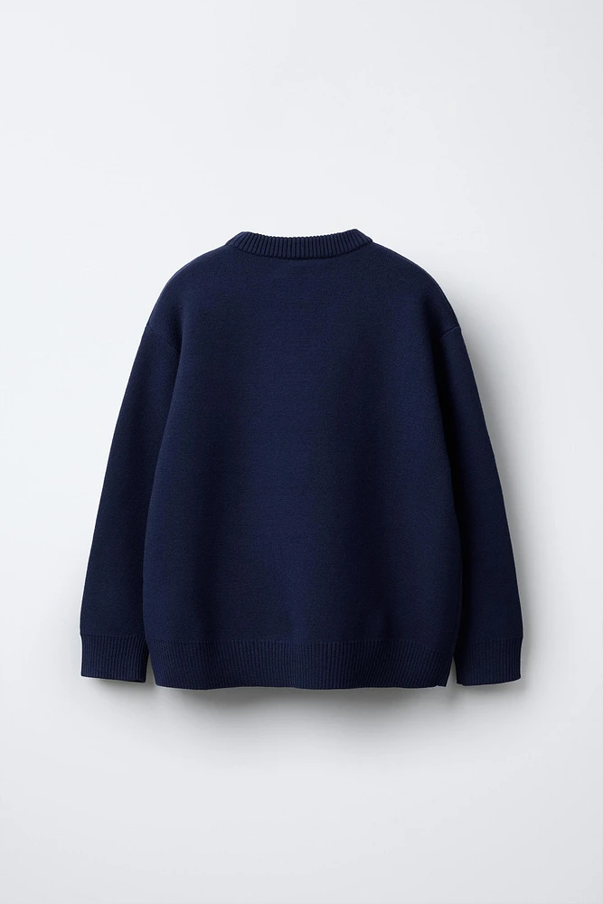 SOFT KNIT SWEATER