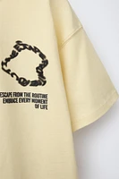 RAISED TEXT PRINT T-SHIRT