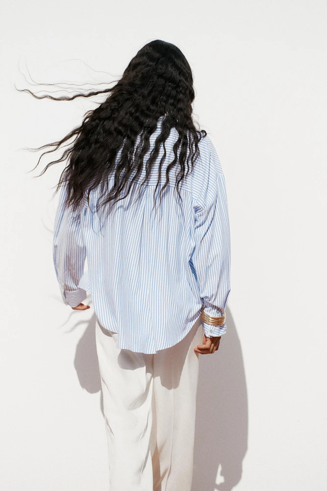 OVERSIZED STRIPED SHIRT