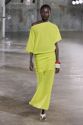 ROBE LONGUE EN MAILLE UNIE