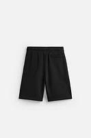 SEAMED JOGGING SHORTS