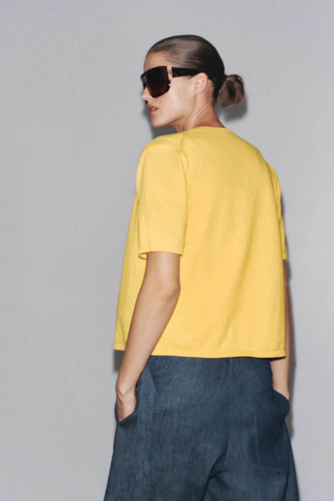 VESTE EN MAILLE UNIE