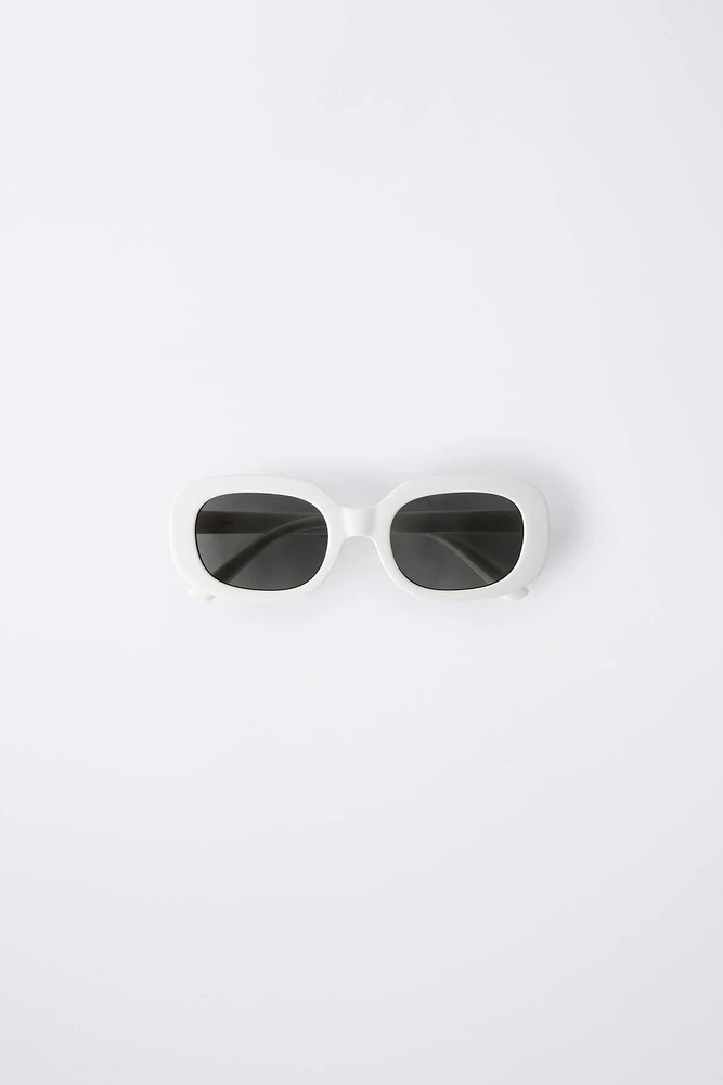LUNETTES DE SOLEIL RECTANGULAIRES