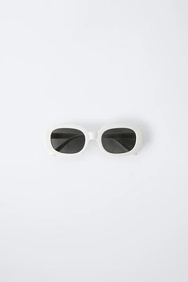 LUNETTES DE SOLEIL RECTANGULAIRES