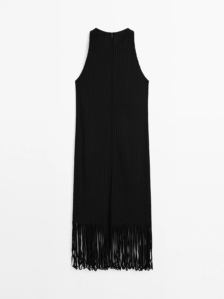 Textured knit dress with fringed hem