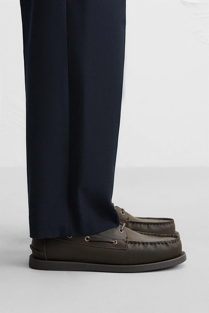CHAUSSURES BATEAU EN CUIR