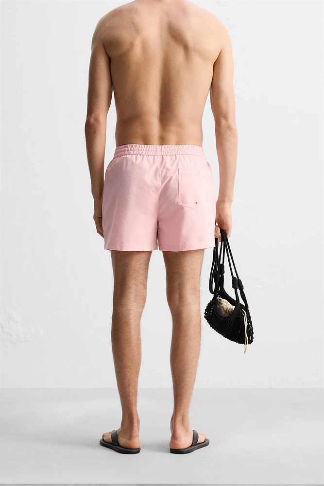 MAILLOT DE BAIN MI-LONG EN SEERSUCKER