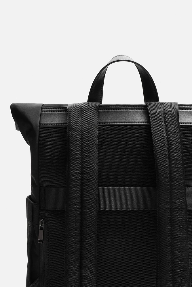 TECHNICAL FLAP BACKPACK