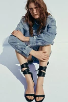 FLAT LEATHER STRAPPY SANDALS