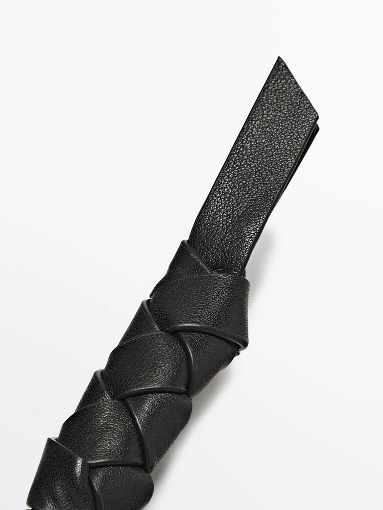 Braided nappa leather keyring