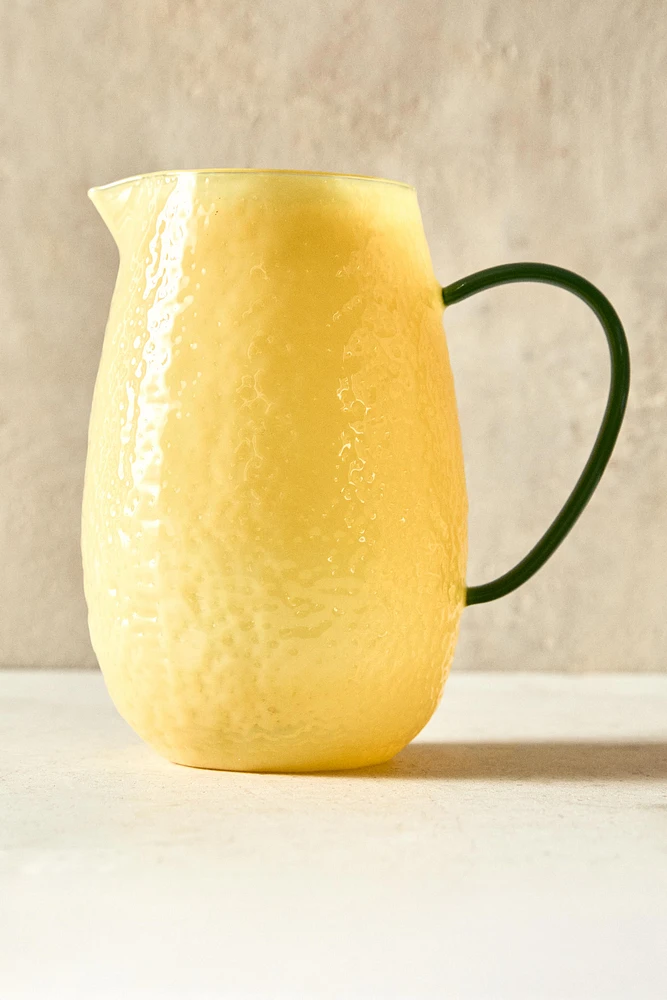 BOROSILICATE PITCHER WITH CONTRAST HANDLE