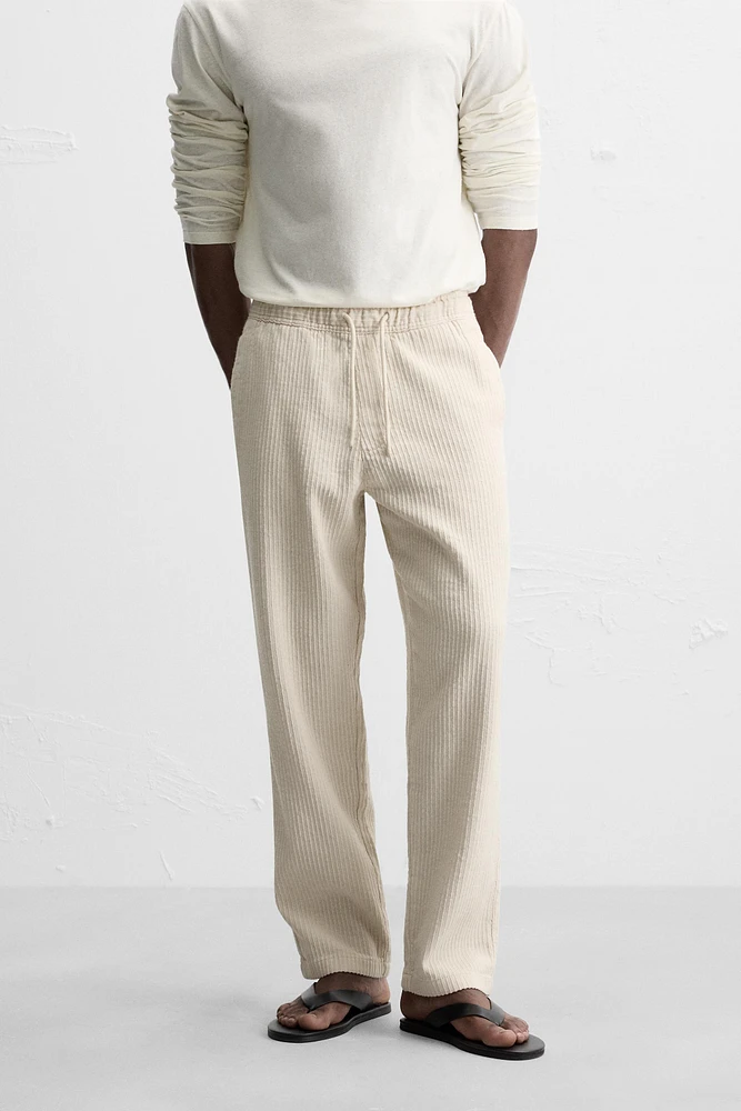 PANTALON EN JACQUARD À RAYURES
