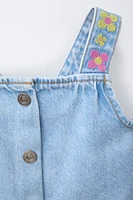 TOP EN DENIM FLEURS BRODÉES
