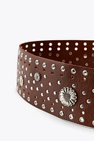 LEATHER BELT WITH FLORAL DETAIL
