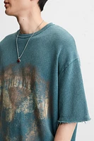 T-SHIRT EN MAILLE IMPRIMÉ DÉLAV