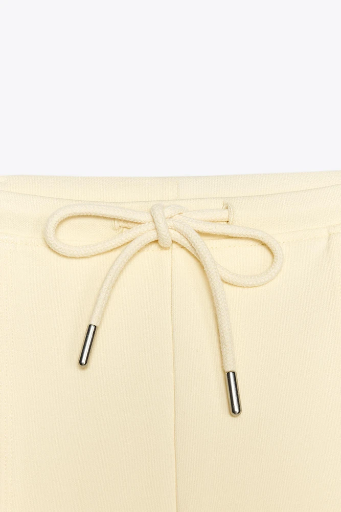 INTERLOCK SHORTS