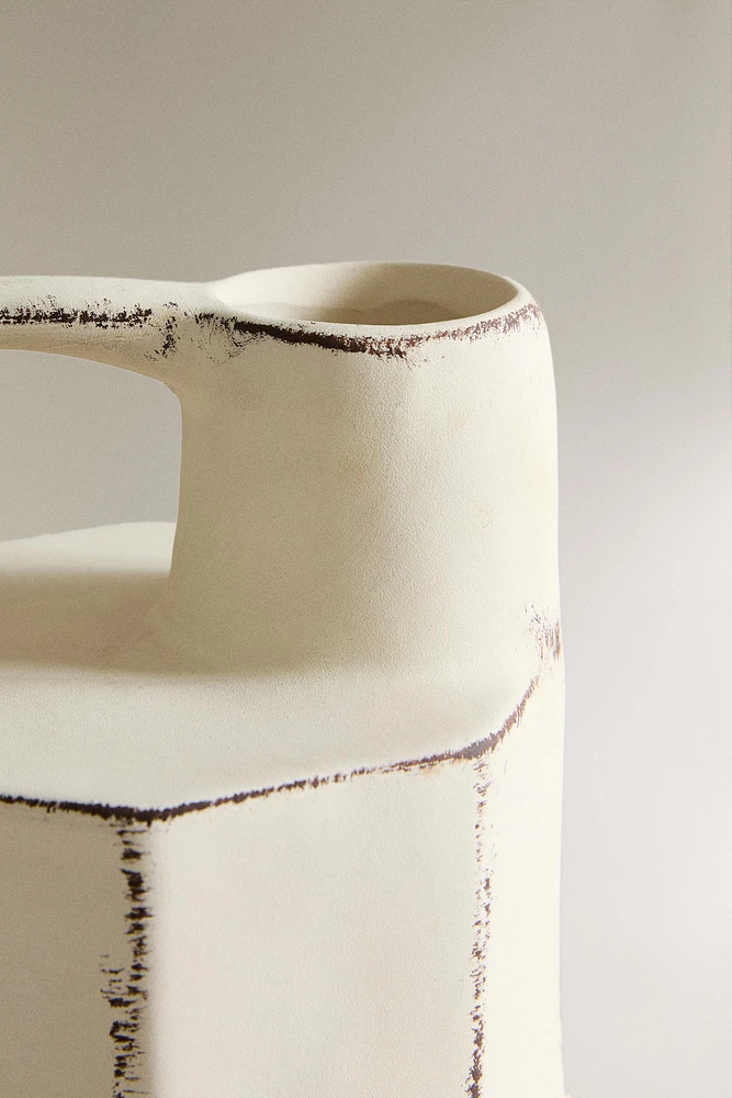 CERAMIC VASE WITH HANDLES