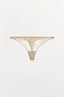 CULOTTE EN DENTELLE BRODÉE