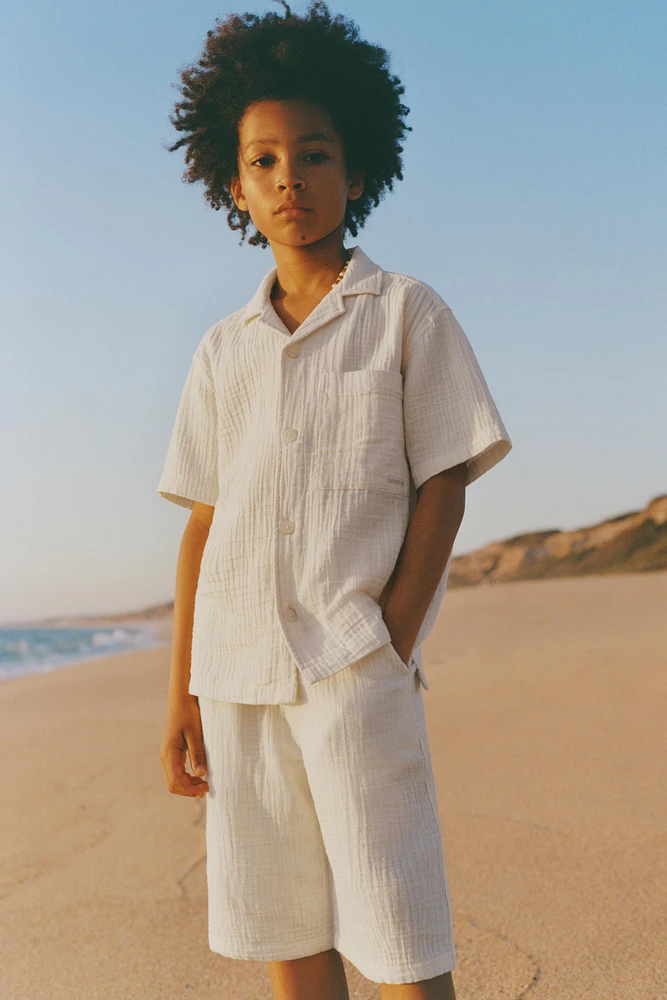 PLAIN TEXTURED SHORTS