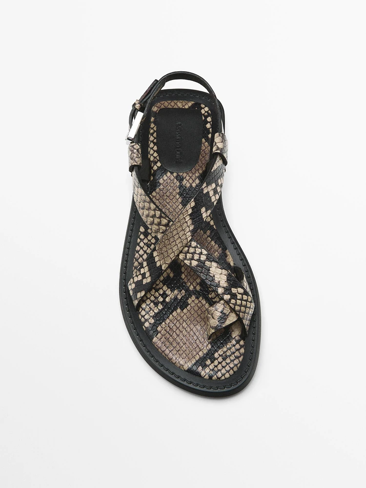 Toe divider print sandals