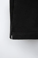 SLEEVELESS POCKET T-SHIRT
