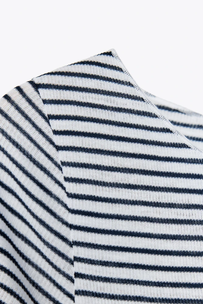 STRIPED T-SHIRT