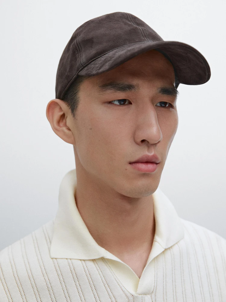 Ribbed knit polo collar sweater