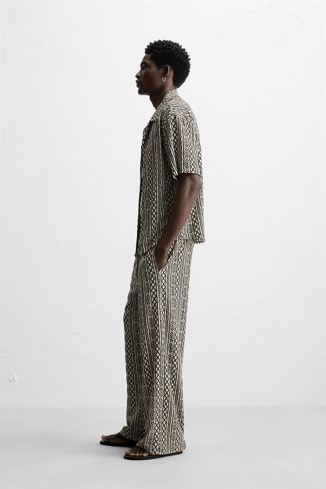 PERFORATED JACQUARD RELAXED FIT SHIRT