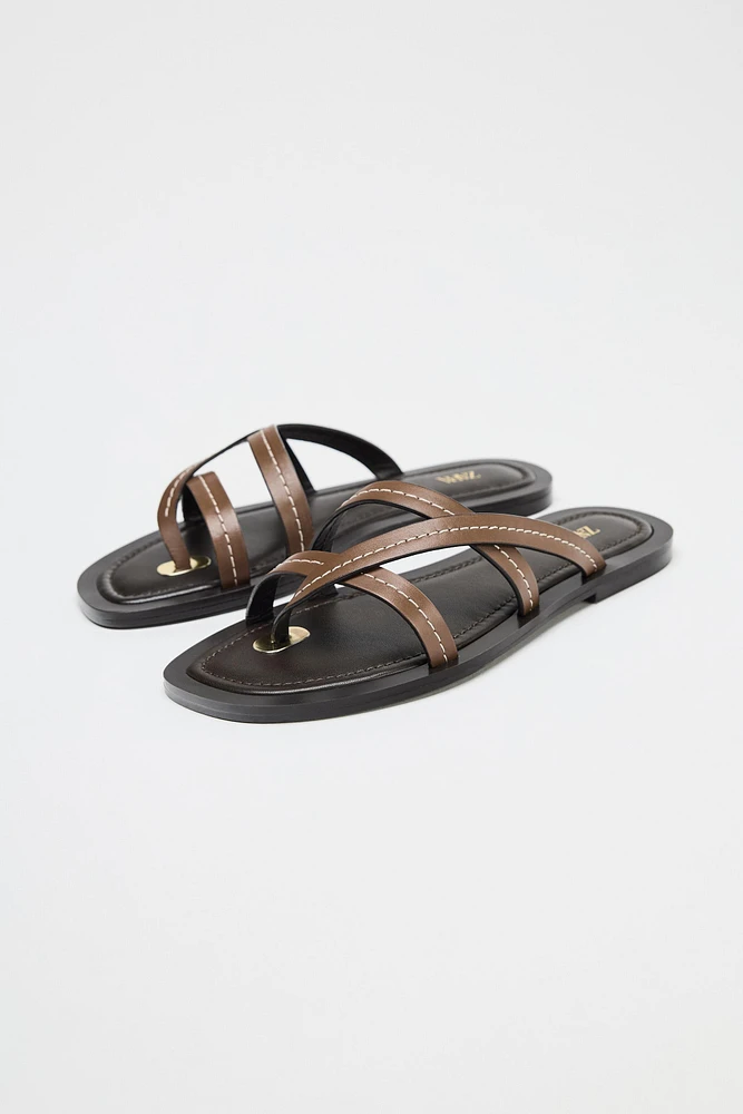 LEATHER STRAPPY FLAT SANDALS