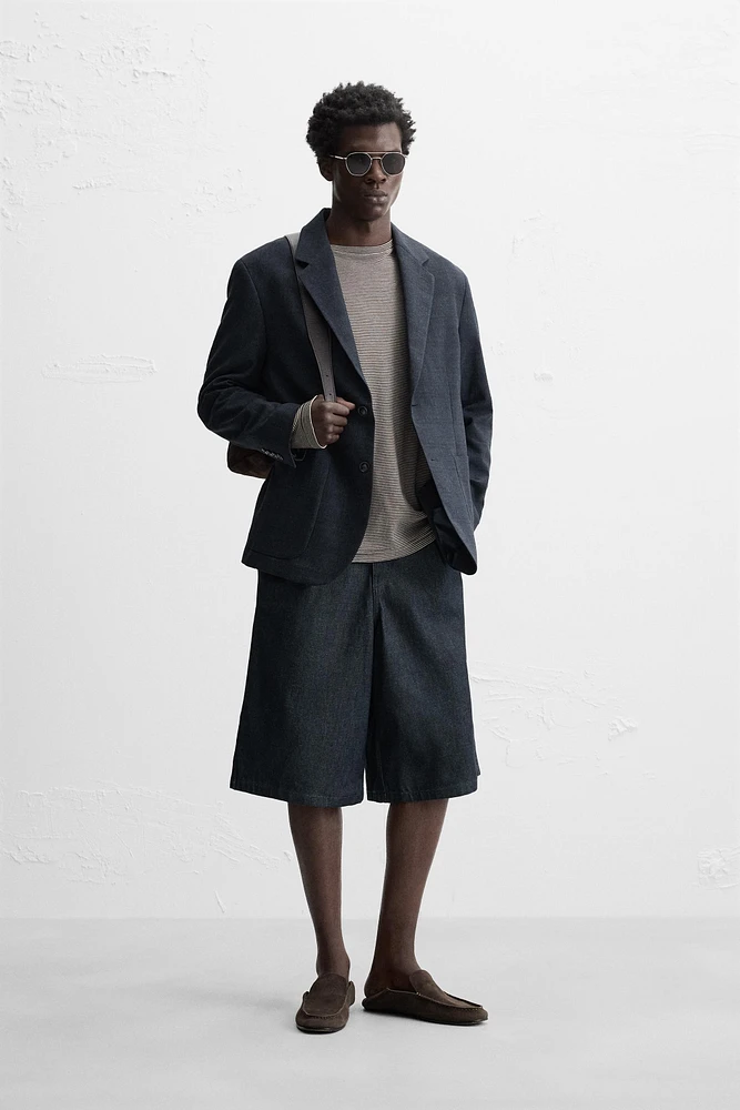 REGULAR FIT TEXTURED BLAZER