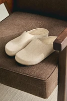 MINIMALIST LINEN CLOGS