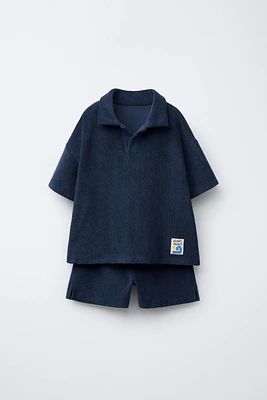 ENSEMBLE JOGGING POLO ET BERMUDA ÉPONGE ÉTIQUETTE