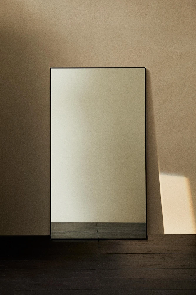 MIROIR MURAL CADRE MÉTALLIQUE