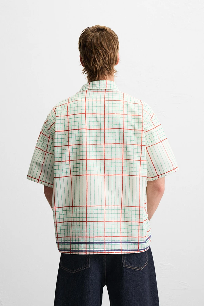 CHEMISE BOXY FIT À CARREAUX