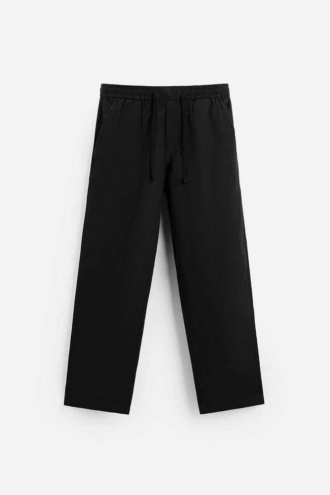 RELAXED FIT JOGGING PANTS