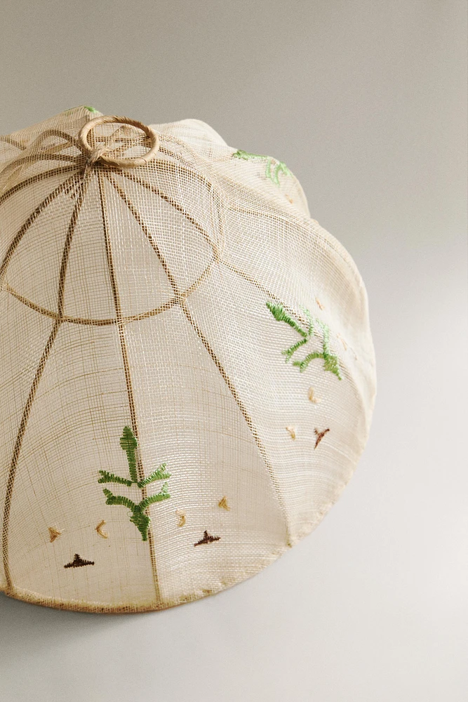 EMBROIDERED SISAL MESH DOME