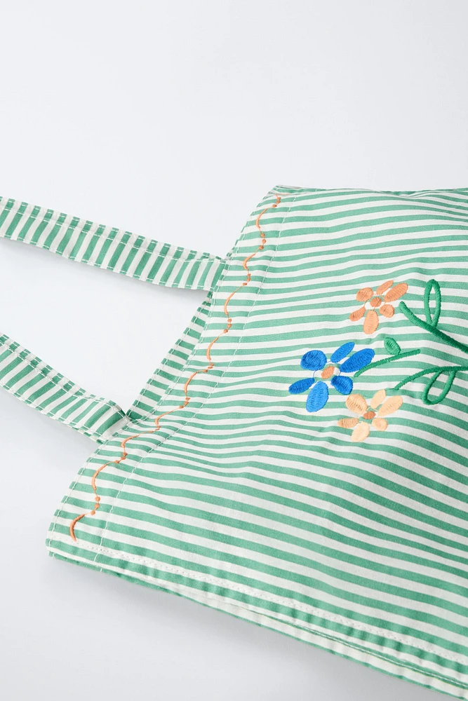 EMBROIDERED FLORAL TOTE BAG